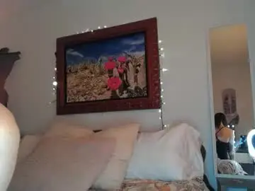 Ramonaquinn  live sex cam