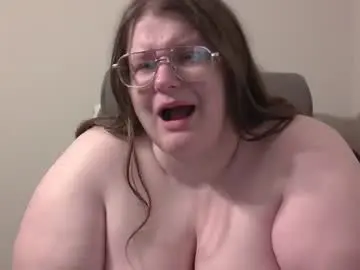 Bbwlittlebear  live sex cam