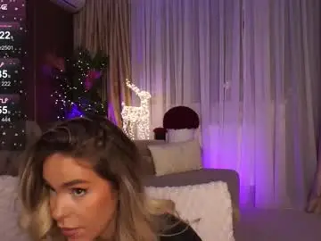 Chloevelvetx  live sex cam