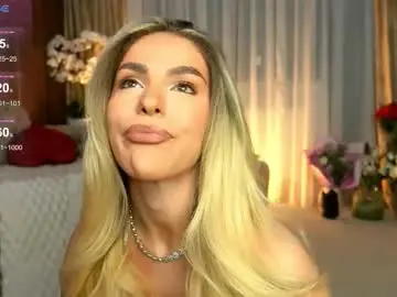 Chloevelvetx  live sex cam