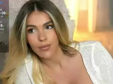 Chloevelvetx  live sex cam