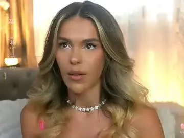 Chloevelvetx  live sex cam