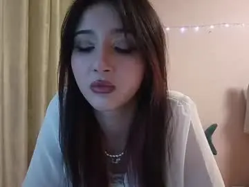 Dainabuchinski  live sex cam