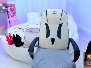 Helenaregal  live sex cam