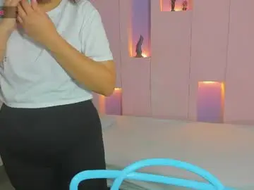 Kiaramoon1  live sex cam