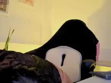 Nebetcolin  live sex cam
