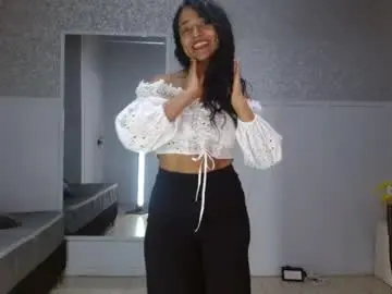Selene_bubble  live sex cam