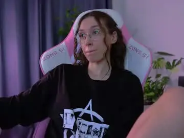 Shy_or_horny  live sex cam