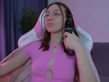 Shy_or_horny  live sex cam