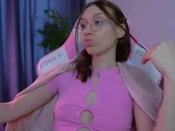 Shy_or_horny  live sex cam