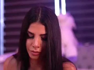 Aylinhaze  live sex cam