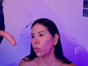 Biianca1  live sex cam
