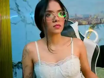 Carolina11_pm  live sex cam