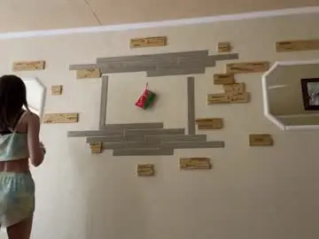 Chaesoffel  live sex cam