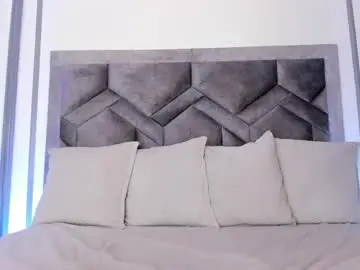 Cocodamore1  live sex cam