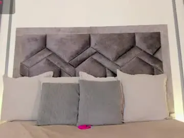 Cocodamore1  live sex cam