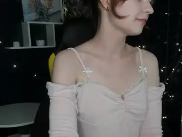Emili_gilbert  live sex cam