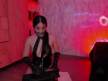 Evelyn_joness_  live sex cam