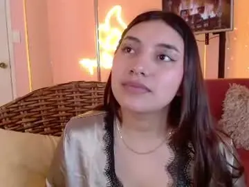 Incredible_foxxy  live sex cam