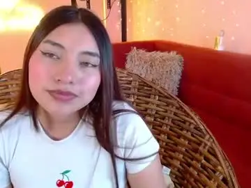 Incredible_foxxy  live sex cam