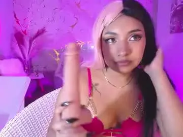 Incredible_foxxy  live sex cam