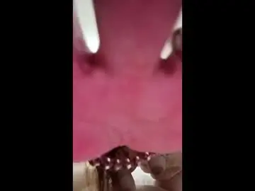 Issybabyboo83  live sex cam