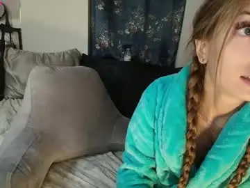 Itscocoblaze  live sex cam