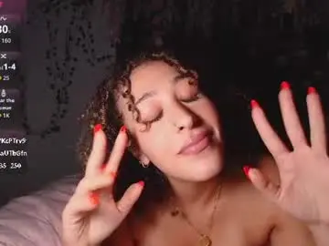 Lyracovee  live sex cam