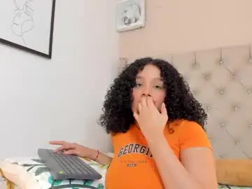 Melania_xtreme  live sex cam