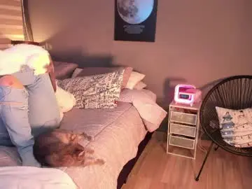 Musicayluna  live sex cam