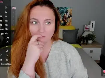 Red_naughtyfox  live sex cam