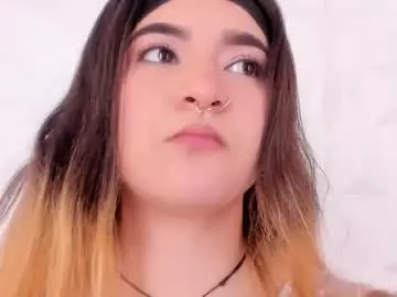 Shanntal__  live sex cam