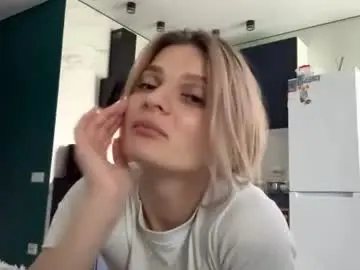 Tonetteschechinger  live sex cam