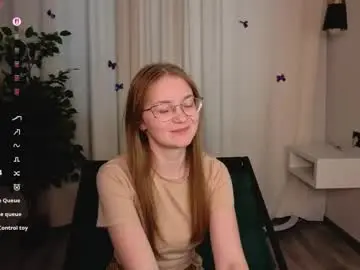 Yolandovirrueta  live sex cam