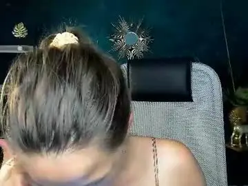 Erinwise  live sex cam