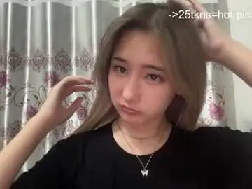 Karissagius  live sex cam