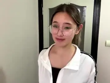 Karissagius  live sex cam