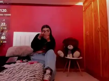 Kattie19  live sex cam