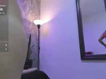 Lunalat  live sex cam
