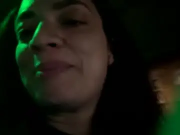 Mindiesleaze  live sex cam