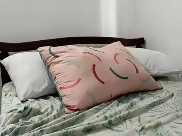 Sunshine_days  live sex cam