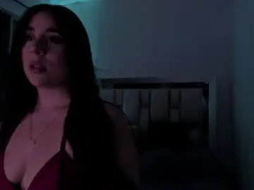 Sussy_bell_  live sex cam