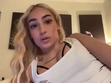 Thestormii  live sex cam