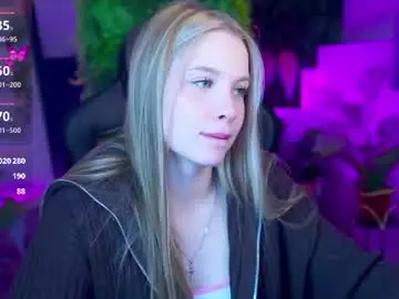 Cutemousee  live sex cam