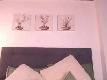 Dahyan_  live sex cam