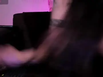 Darknes_lilith18  live sex cam