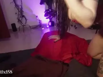 Darknes_lilith18  live sex cam