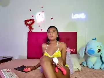 Ellie_cute7  live sex cam