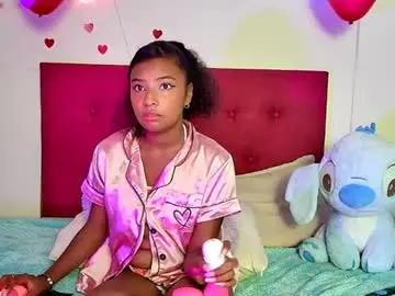 Ellie_cute7  live sex cam