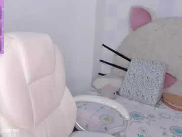 Emma_collins_18  live sex cam